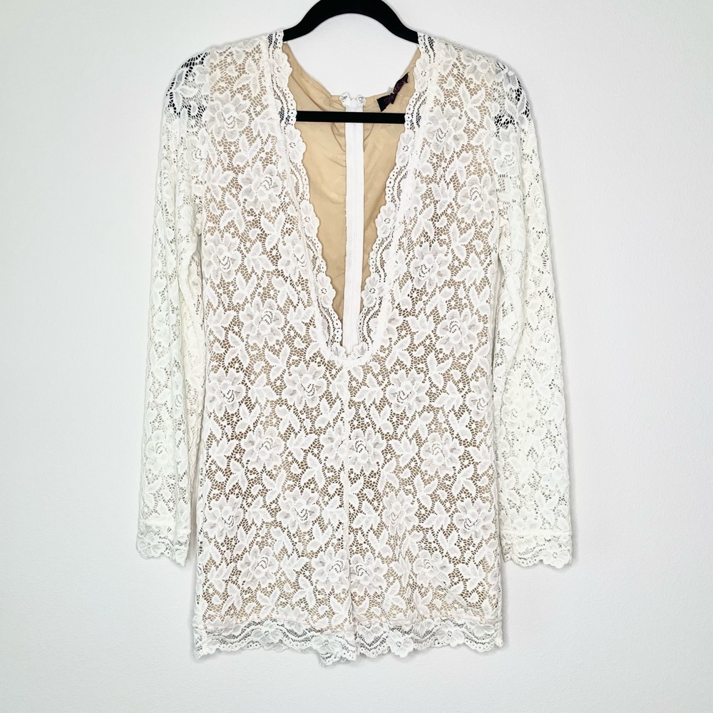 Hot Miami Styles Floral Lace Deep V Neck Romper with Zip up back size L